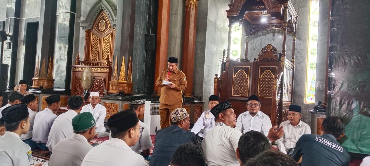 Hadapi Ujian Akhir, Ribuan Siswa di Jombang Ikuti Istighosah